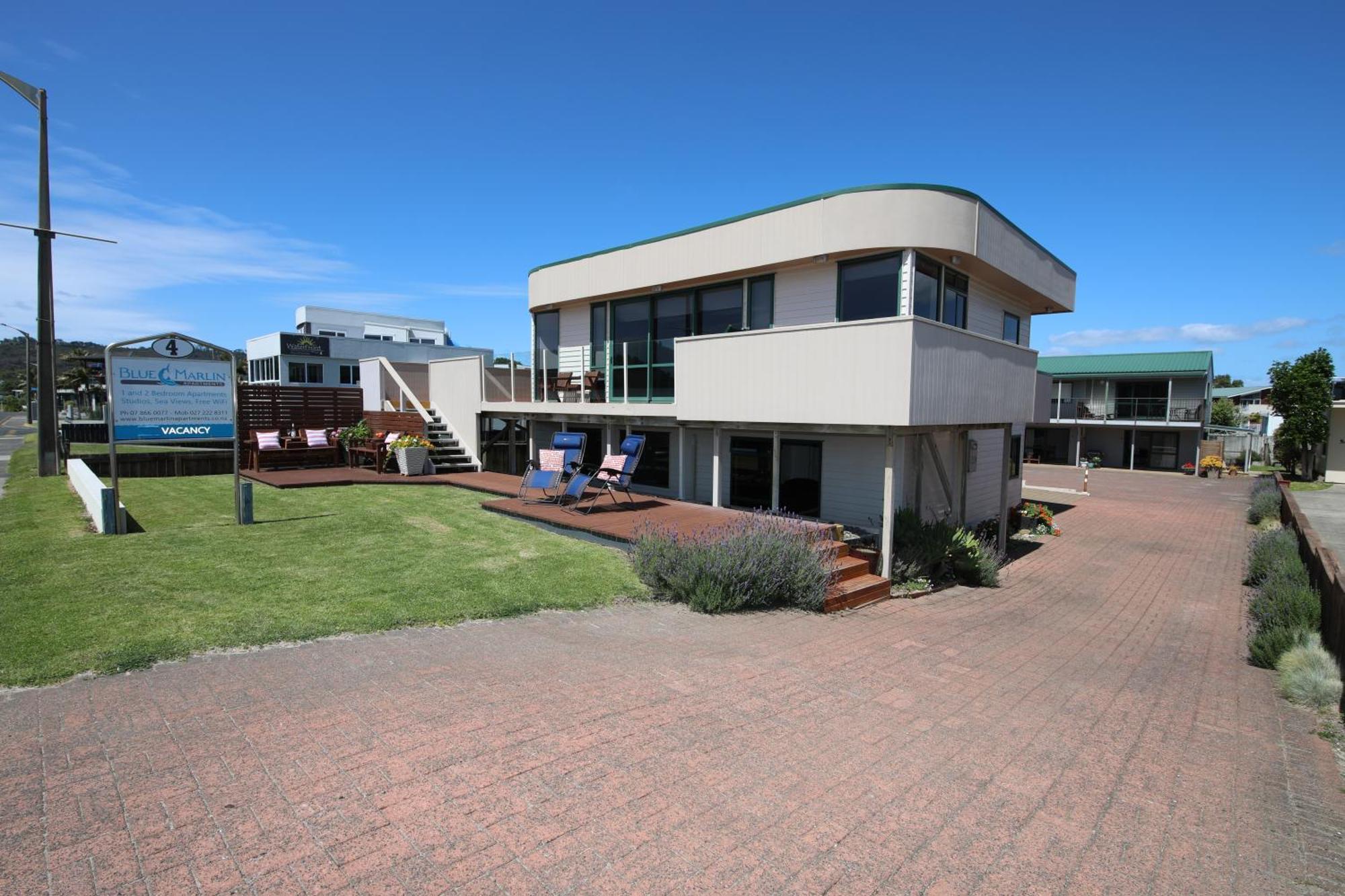 Blue Marlin Apartments Whitianga Exterior photo