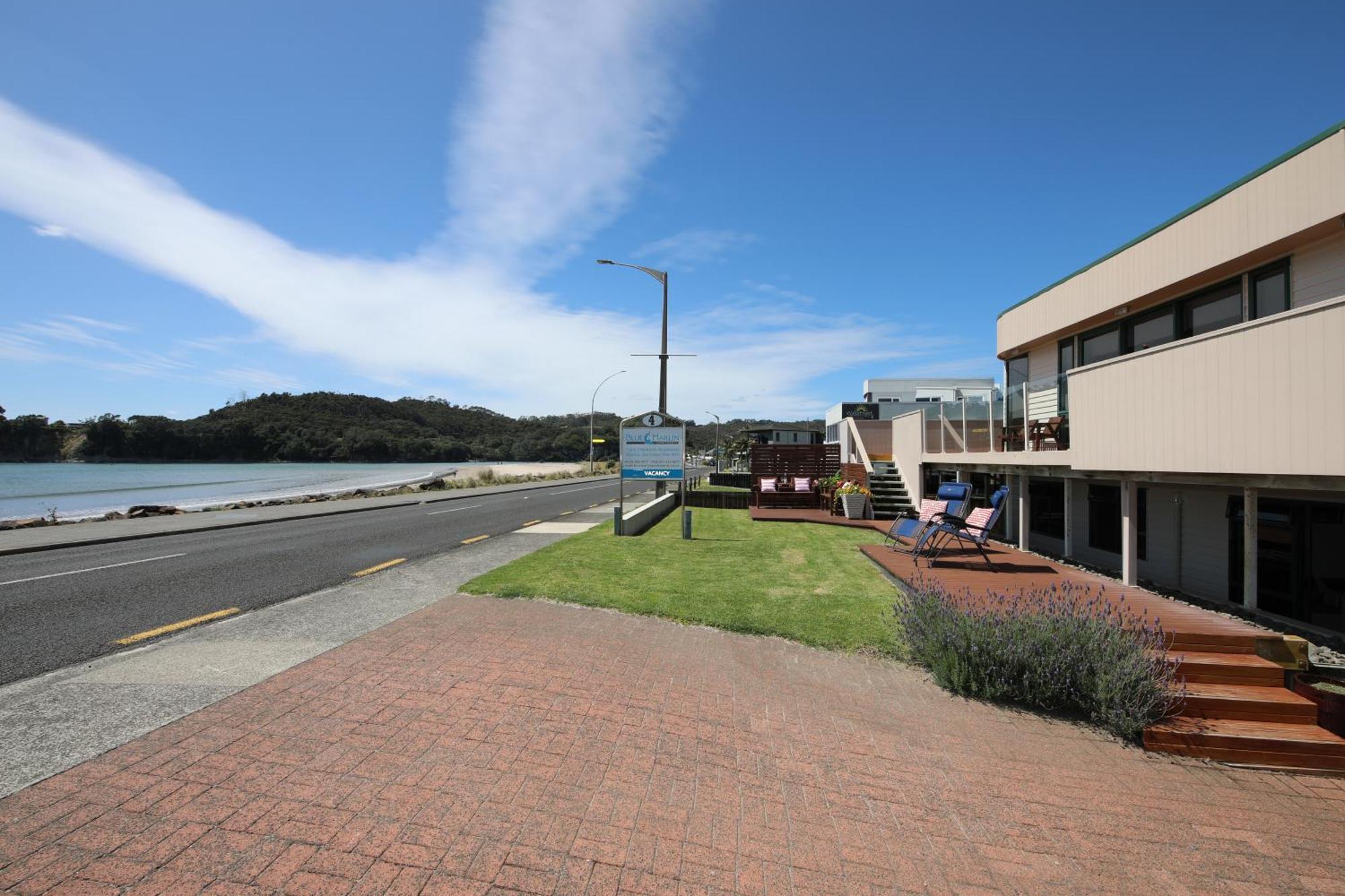 Blue Marlin Apartments Whitianga Exterior photo