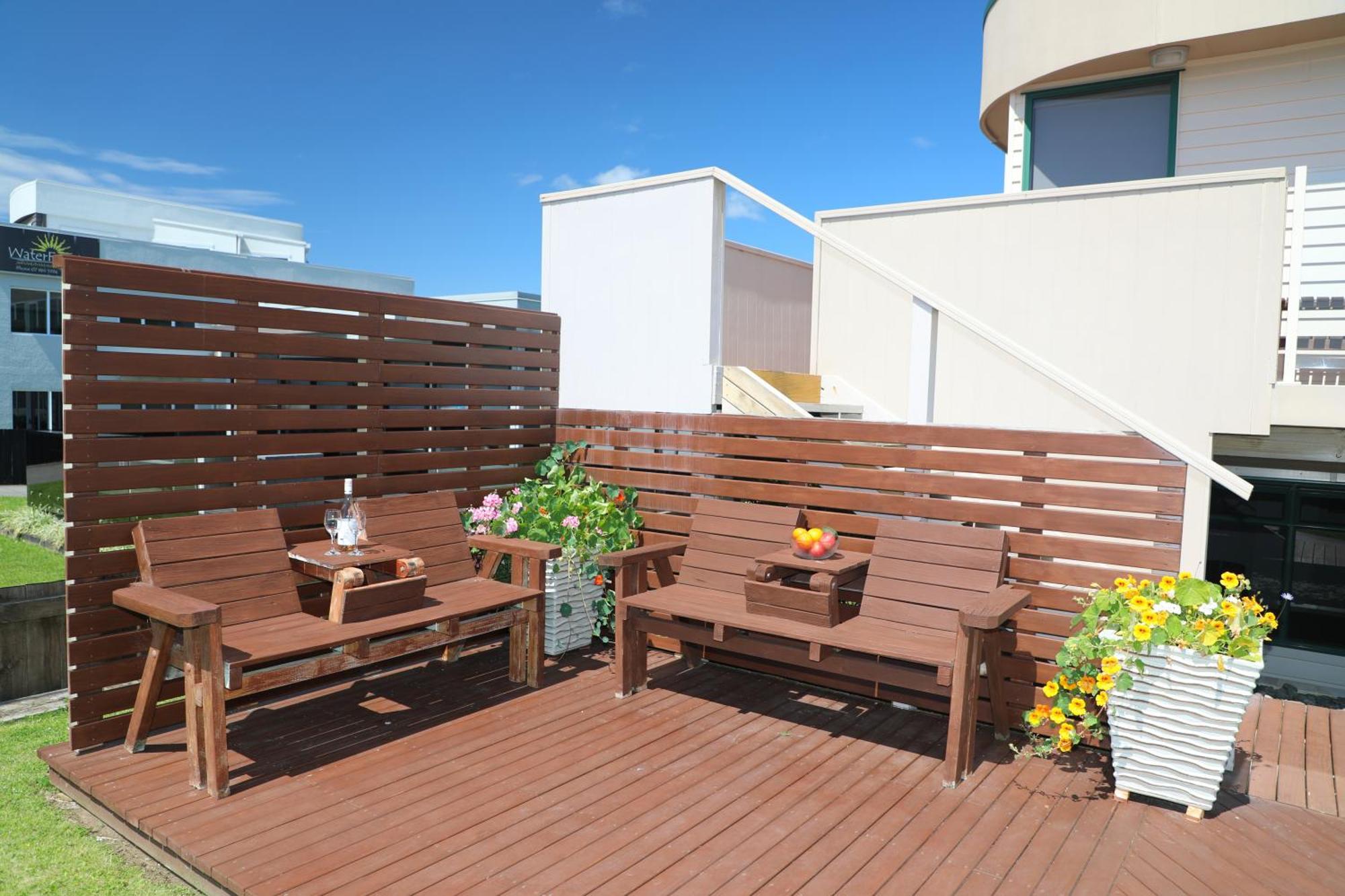 Blue Marlin Apartments Whitianga Exterior photo